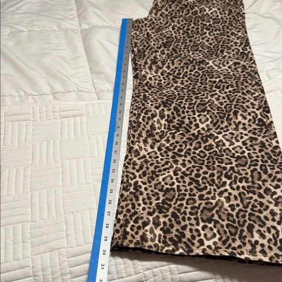 LOFT Leopard Print Wide Leg Jeans - Picture 6 of 13